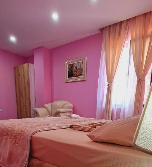 디럭스 룸, Citycenterhotel Shkoder