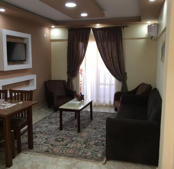 سوییت جونیور با چشم‌انداز دریا, Jewel El Gameel Hotel Egyptian Only Price