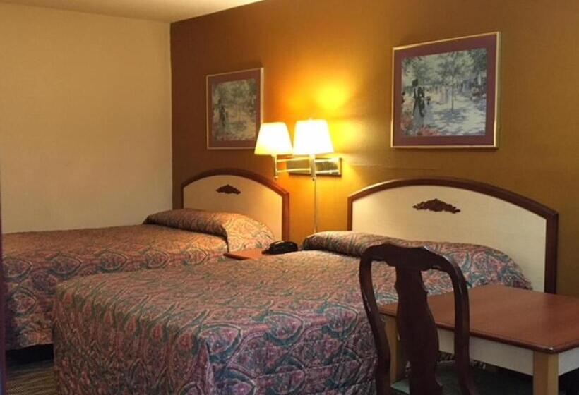 Номер Стандарт 2 Двуспальные Кровати, Budget Inn & Suites  Talladega
