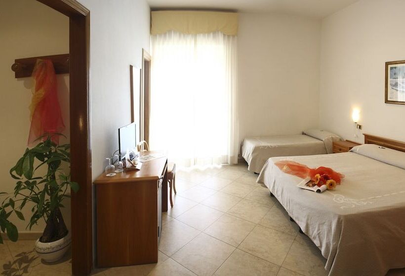 Четырехместный Номер Стандарт, Joli Park Hotel   Caroli Hotels