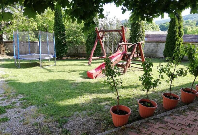 اتاق استاندارد, Olze Panzió