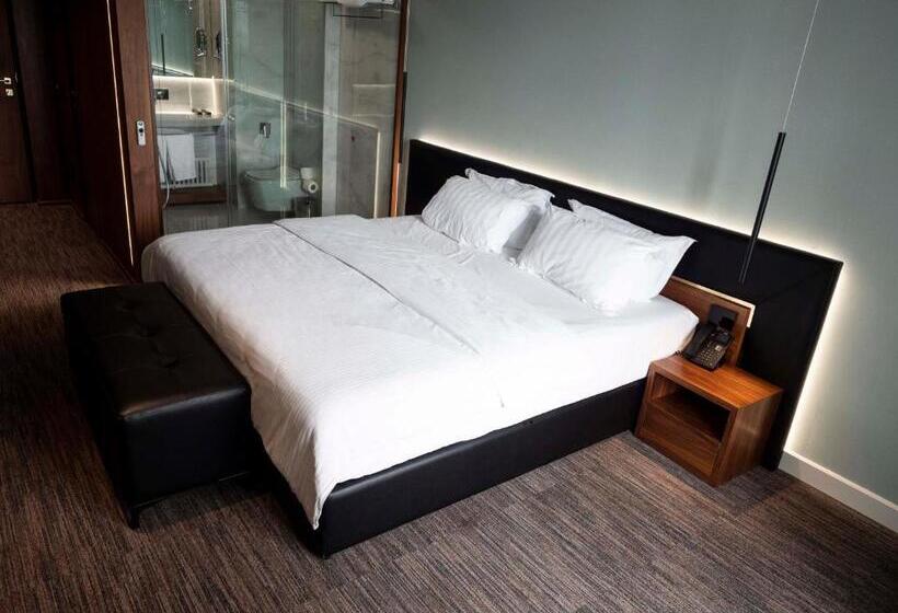 스탠다드 룸 풀장 전망, Select Hill Resort