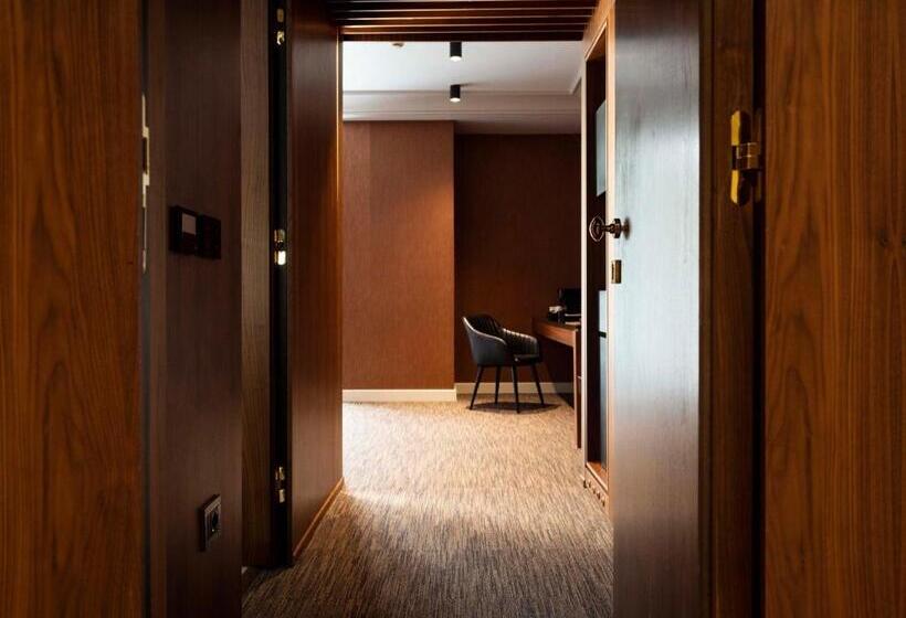수피리어 스위트, Select Hill Resort