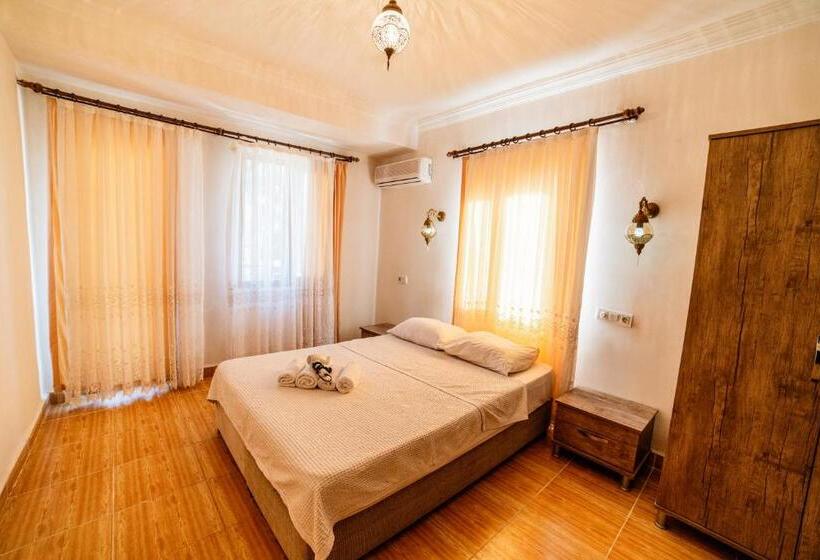 اتاق استاندارد با بالکن, Eucalyptus Pension