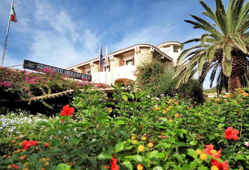 اتاق استاندارد با چشم‌انداز دریا, Grand Hotel Smeraldo Beach