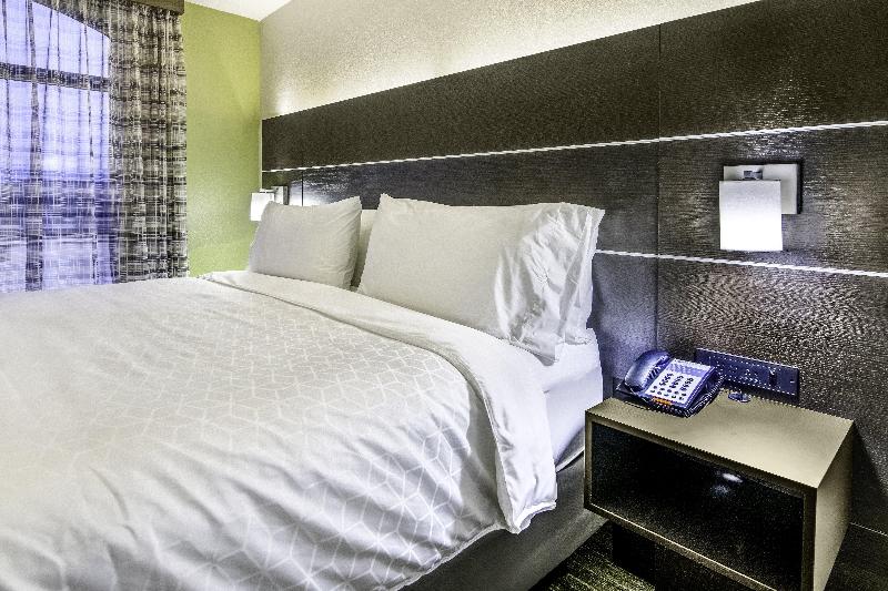 Номер Стандарт Кровать Кинг Адаптированный для Инвалидов, Holiday Inn Express & Suites Longview North, An Ihg