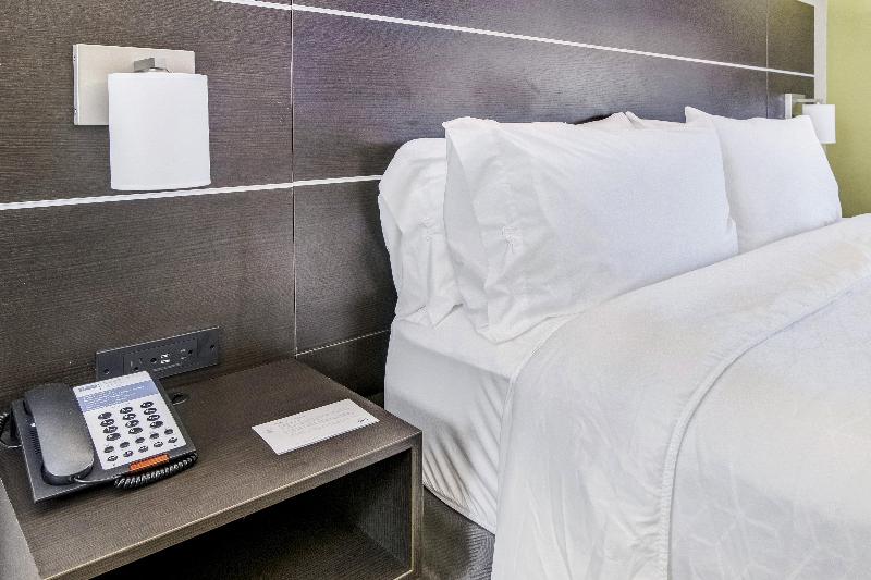 Номер Стандарт Кровать Кинг Адаптированный для Инвалидов, Holiday Inn Express & Suites Longview North, An Ihg