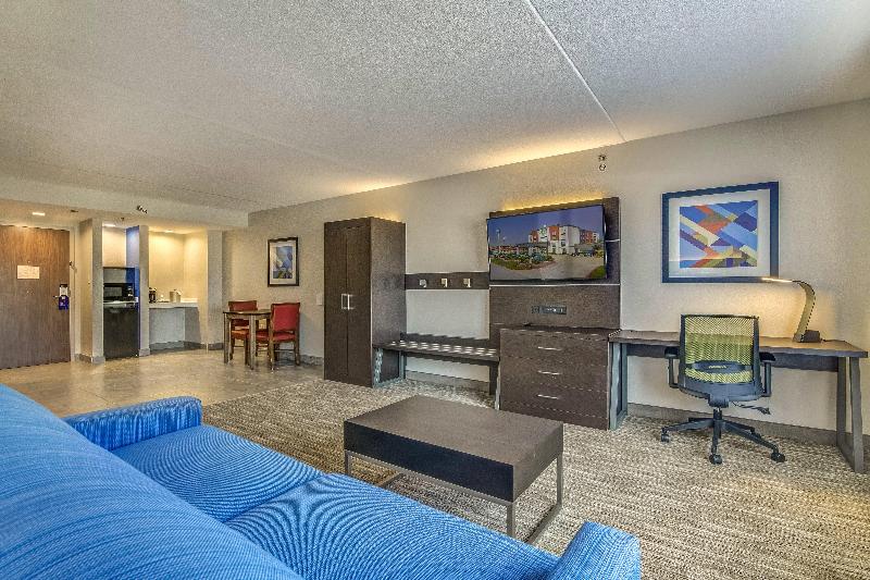 Люкс Кровать Кинг, Holiday Inn Express & Suites Longview North, An Ihg