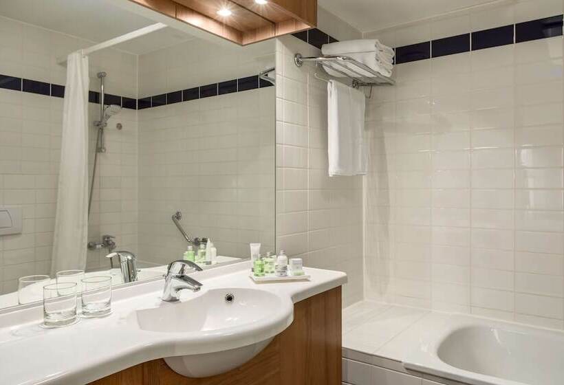 اتاق استاندارد, Avani Museum Quarter Amsterdam Hotel   Previously NH Amsterdam Museum Quarter