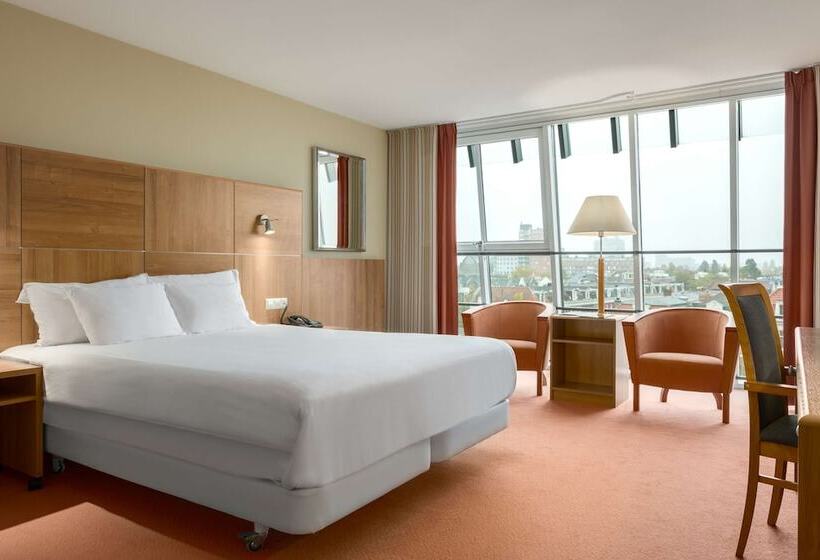 اتاق استاندارد با چشم‌انداز, Avani Museum Quarter Amsterdam Hotel   Previously NH Amsterdam Museum Quarter