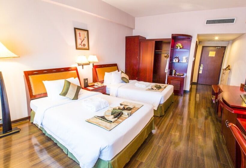 اتاق لوکس, Phnom Penh