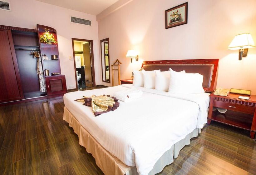 اتاق لوکس, Phnom Penh