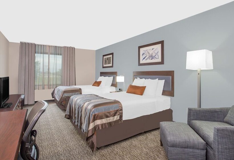 Номер Deluxe, Wingate By Wyndham Green Bay