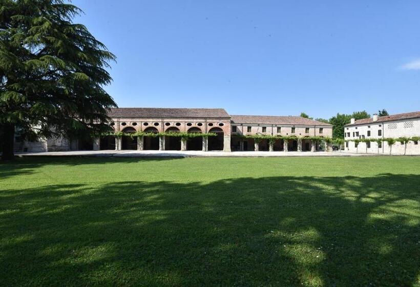 Номер Deluxe, Tenuta Le Risare