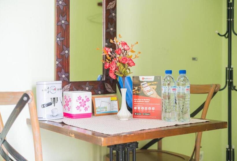 经济房, Reddoorz Syariah Near Suncity Mall Sidoarjo