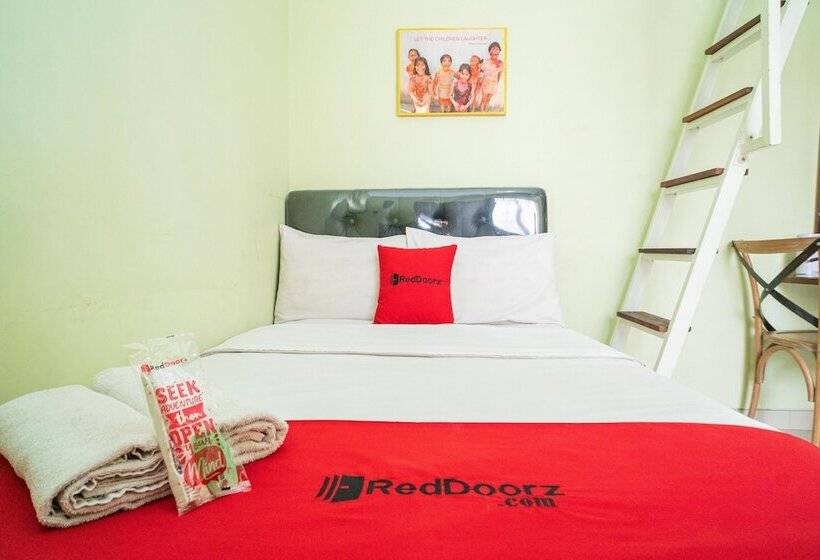 标准间, Reddoorz Syariah Near Suncity Mall Sidoarjo