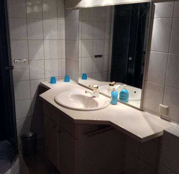 Номер Стандарт с Балконом, Landhotel Quelle