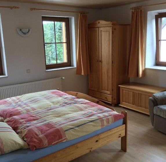 Номер Стандарт с Балконом, Landhotel Quelle
