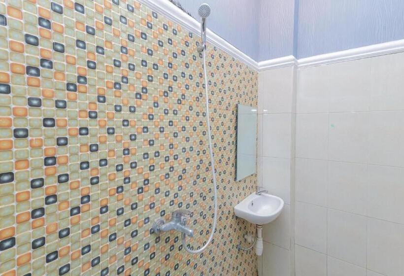 Номер Deluxe, Urbanview Hotel Syariah Near Gelora Delta Sidoarjo