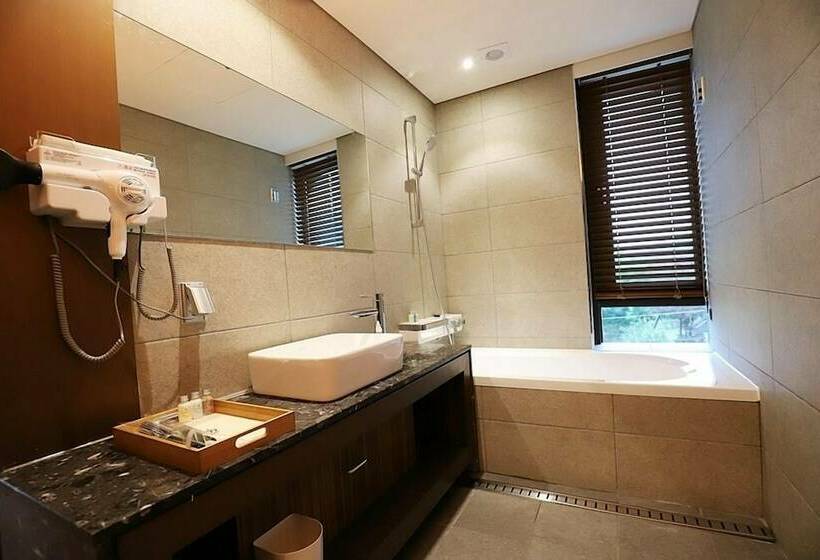 주니어 스위트, Namyangju Bukhangang Dolcecasa