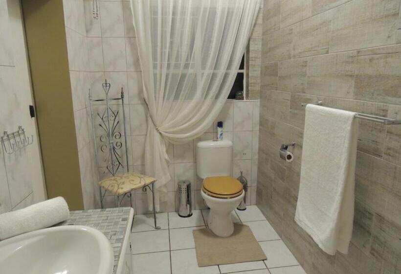اتاق استاندارد, Hullabaloo Selfcatering Sleepover