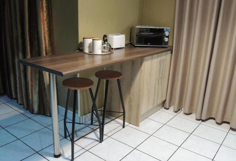 اتاق استاندارد, Hullabaloo Selfcatering Sleepover