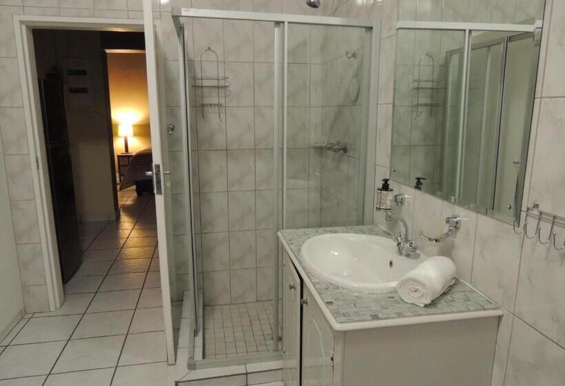 اتاق استاندارد, Hullabaloo Selfcatering Sleepover