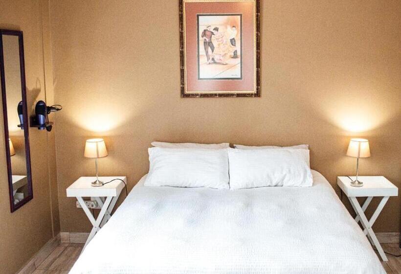 اتاق استاندارد, Hullabaloo Selfcatering Sleepover