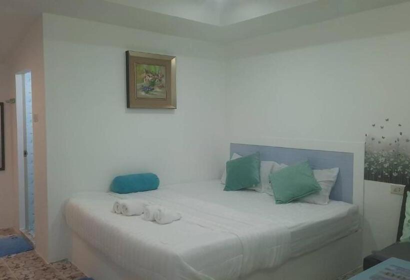 Номер Стандарт Вид на Сад, Pon Resort