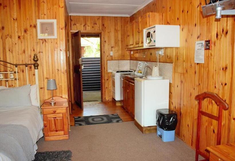 Семейный Номер, The Spotted Grunter Resort