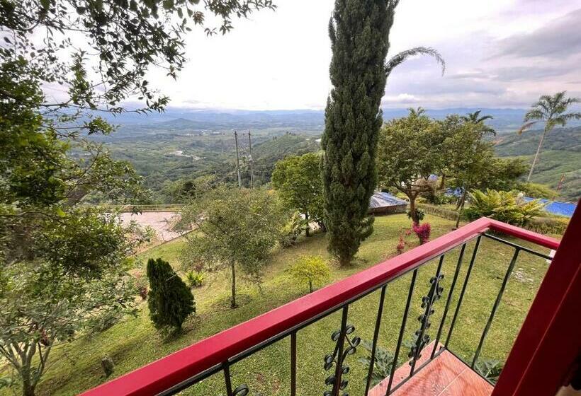 Номер Стандарт, El Gran Mirador