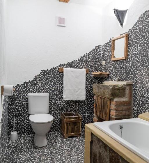 家庭间, Krčma Hotel U Císařské Cesty