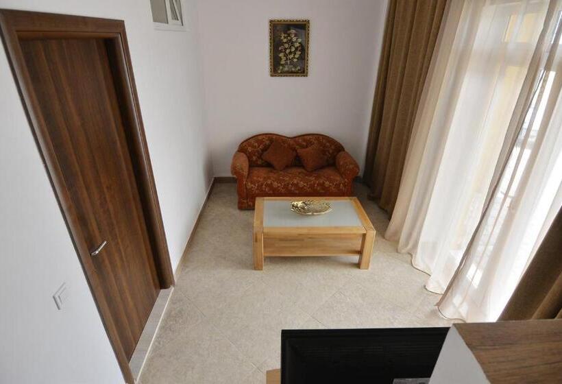 آپارتمان 1 خوابه با بالکن, Casa Marina