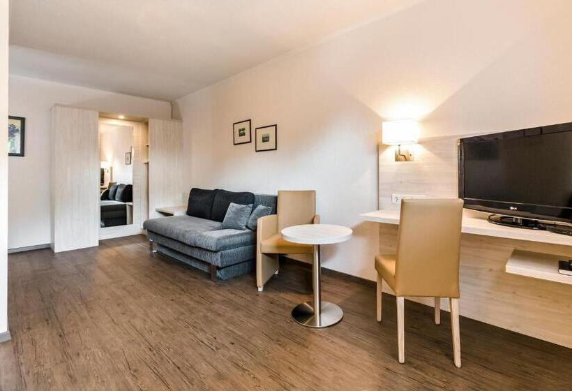 Номер Стандарт Трехместный, Land Gut Hotel Westerkrug