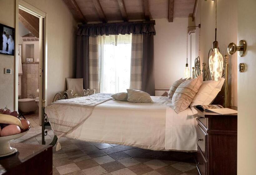 Номер Superior, Tenuta Montemagno Relais & Wines