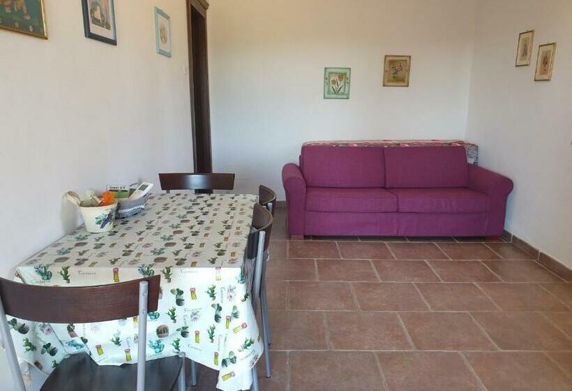 Апартаменты 1 Спальня Вид на Бассейн, Agriturismo Diaccialone