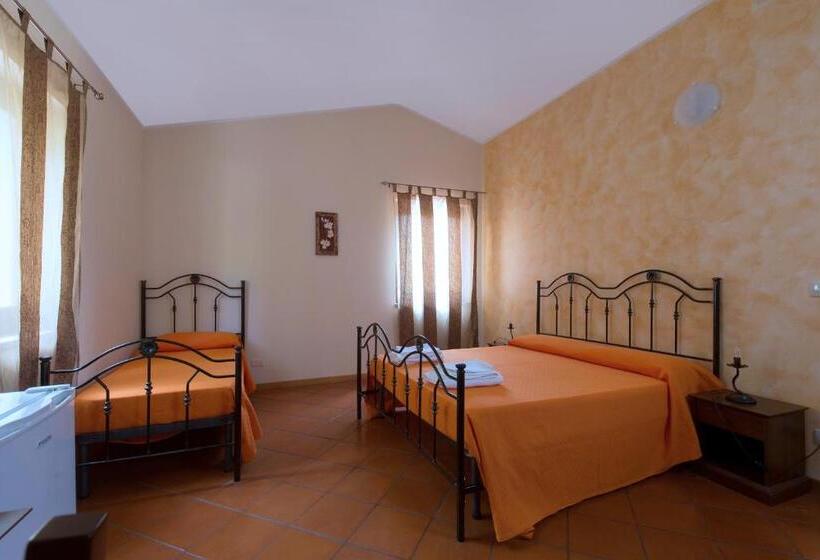 Номер Стандарт Трехместный, Agriturismo Il Sole