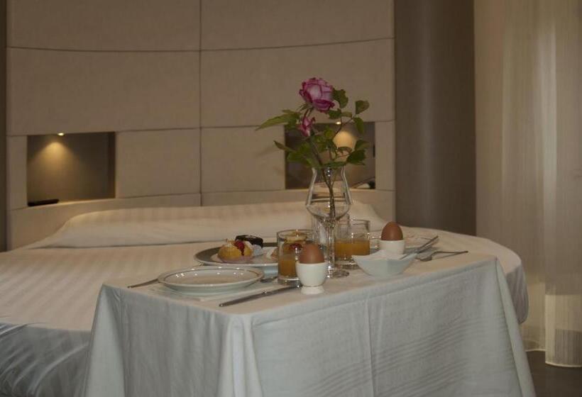 Люкс Классика, Albergo Ristorante Miramonti Toano