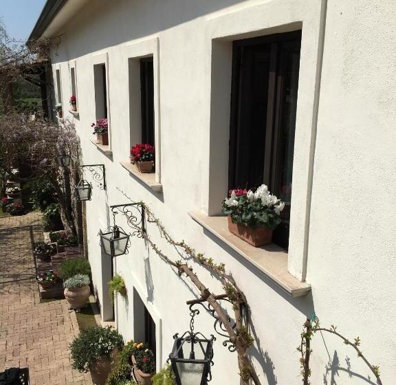 Люкс Повышенной Комфортности, Il Casale Di Riardo Luxury B&b