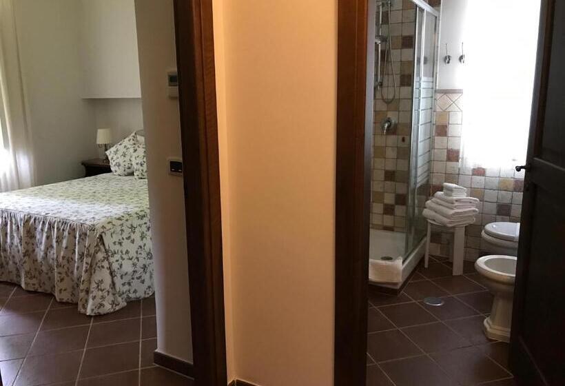 Номер Deluxe с Балконом, Il Casale Di Riardo Luxury B&b