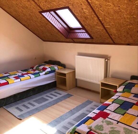 Standard room with outdoor bath, Vadvirág Vendégház