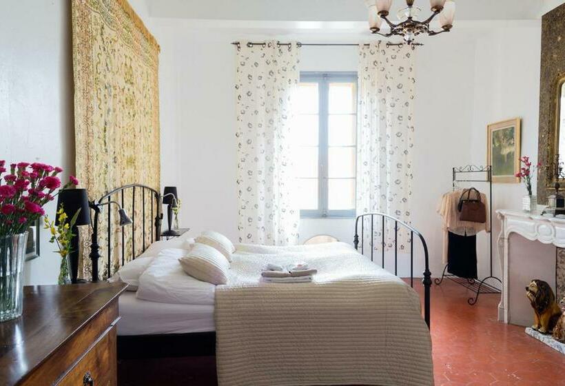 اتاق استاندارد, Le Flamant Rouge Guesthouse