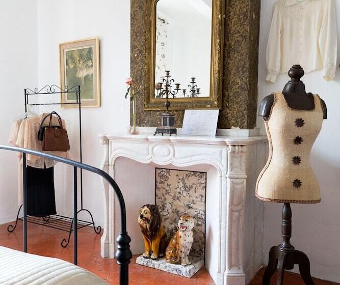 اتاق استاندارد, Le Flamant Rouge Guesthouse