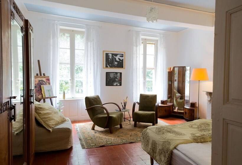 اتاق استاندارد سه تخته با سرویس بهداشتی مشترک, Le Flamant Rouge Guesthouse