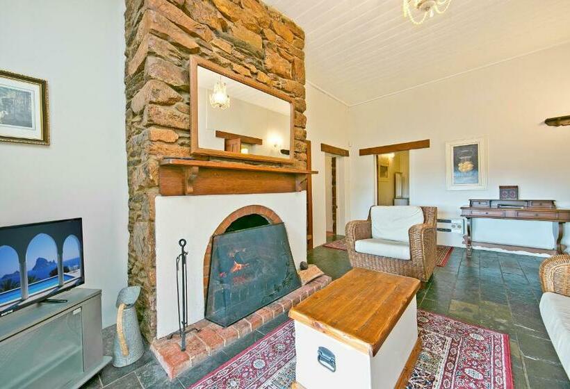 침실 4개 주택, Vineyard Cottage Bnb