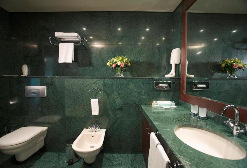 Номер Стандарт с Террасой, Grand Hotel Sofia