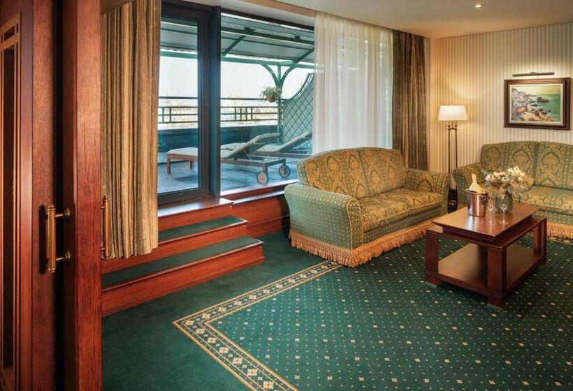 Люкс с Террасой, Grand Hotel Sofia