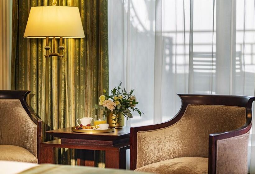 Номер Стандарт с Террасой, Grand Hotel Sofia