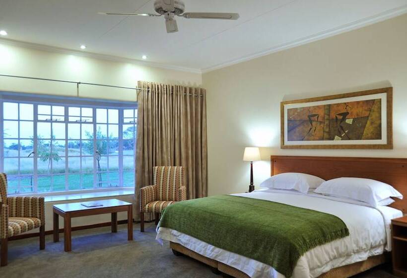 Шале 1 Спальня, Protea Hotel By Marriott Polokwane Ranch Resort