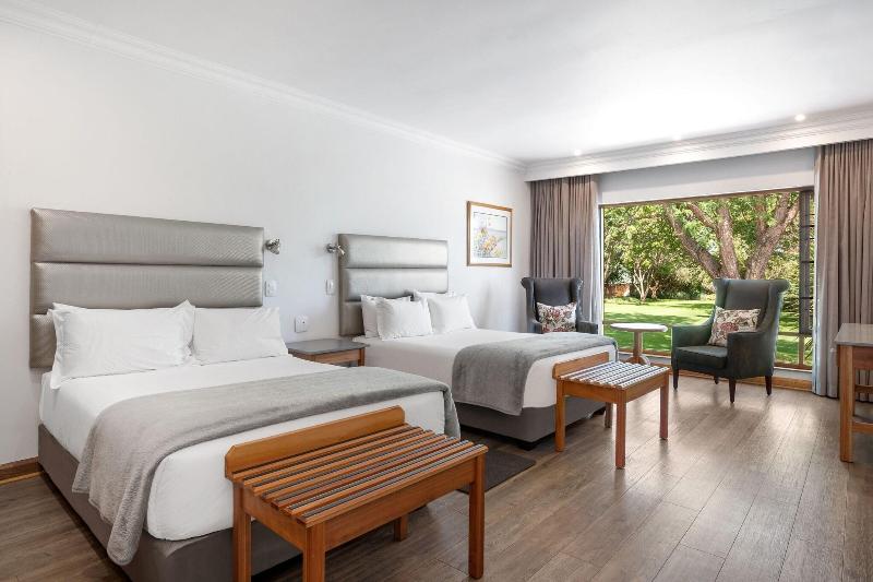 Номер Стандарт Вид на Сад, Protea Hotel By Marriott Polokwane Ranch Resort